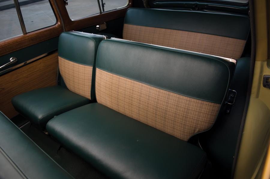  Mercury 8-Passenger Station Wagon 1952 года  (фото 2 из 9)